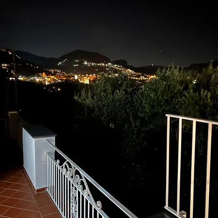 Nyaraló Infinity Experience Casa Incantevole Con Terrazzo Scala